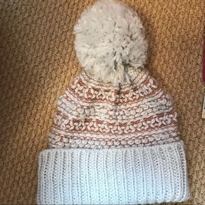 Winter beanie with Pom
